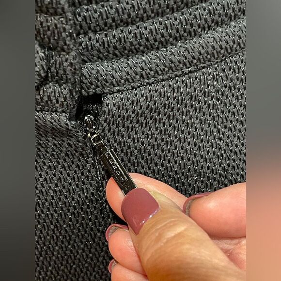 Fendi Black Pleated Wool-Blend Skirt - Size 44 - Made in Italy - Picture 3 of 5